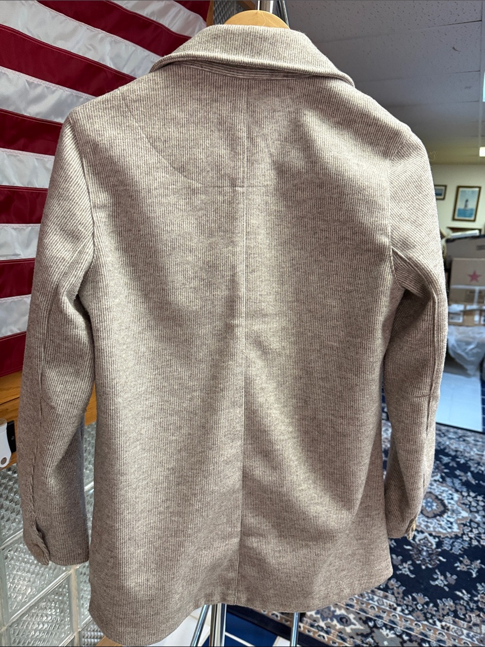 Blazer - Picture 4 of 4